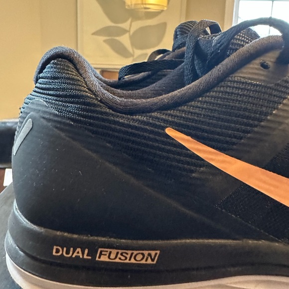 Nike sneakers - Picture 2 of 6